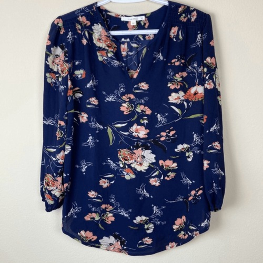 Fun2Fun Navy Floral Split Neck Kenmore Pullover Blouse Size XS (N2) NWOT